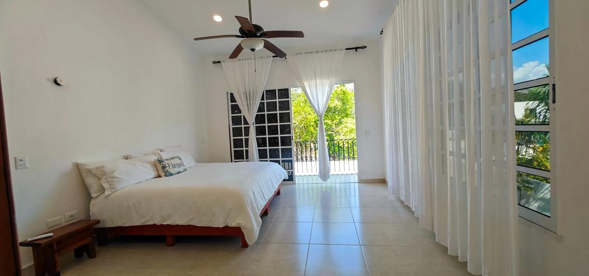 Casa Tres Pinos Villa Playa del Carmen Mexico